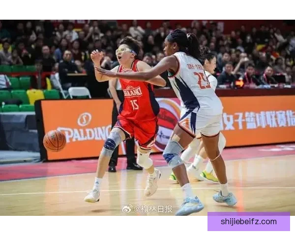 布尔日女篮惜败兰德斯女篮五分之差鏖战全场胜负悬念到最后一刻