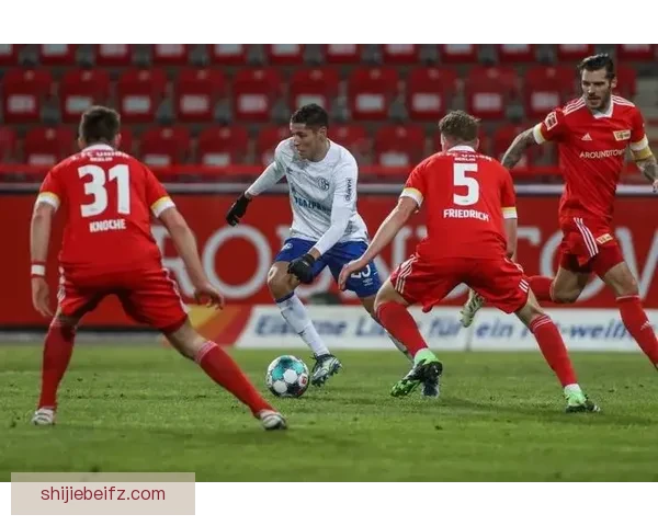 基尔梅斯后备队逆转胜拉费尔拿后备队取得宝贵三分